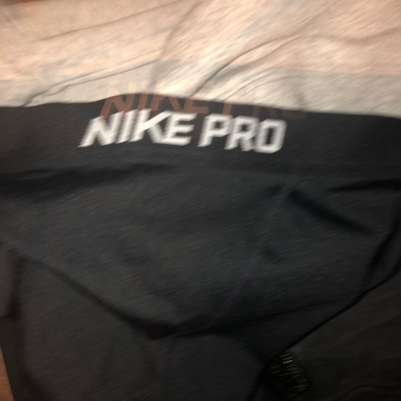 𝅺woman nike pro black leggings small - Picture 4 of 6